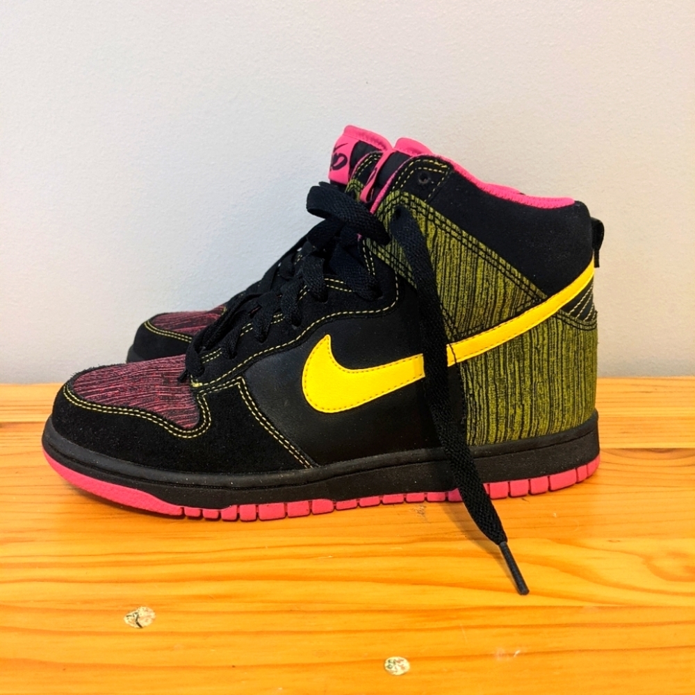 Nike Dunk High 6.0 Womens Size 7 Black Pink Yellow